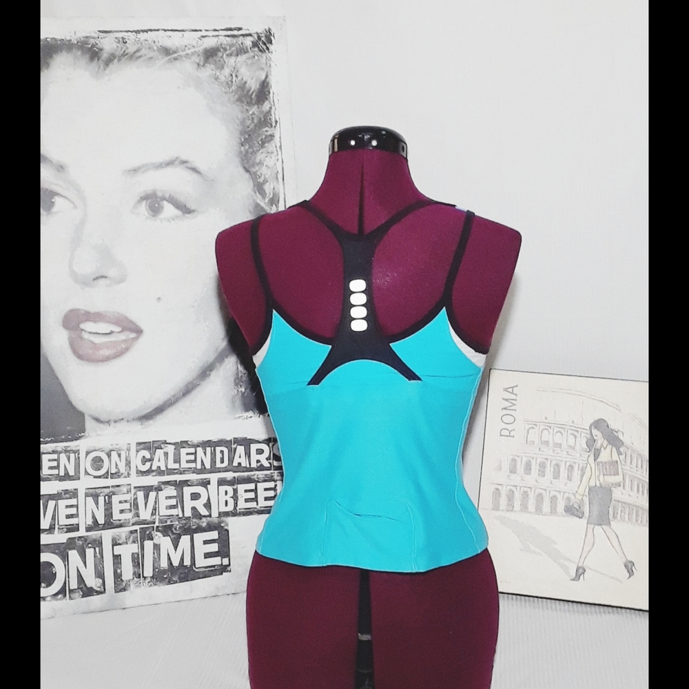 💙Nike Tanktop💙 - Picture 3 of 4